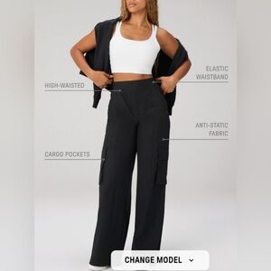Fabletics Downtown Wide leg Cargo Pants